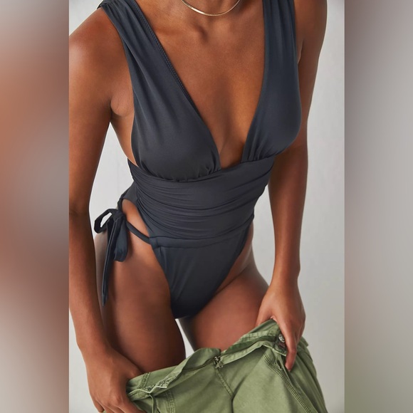 Free People x We Are HAH Cut To The Chase One Piece Bodysuit or Swimsuit NEW - Picture 5 of 6